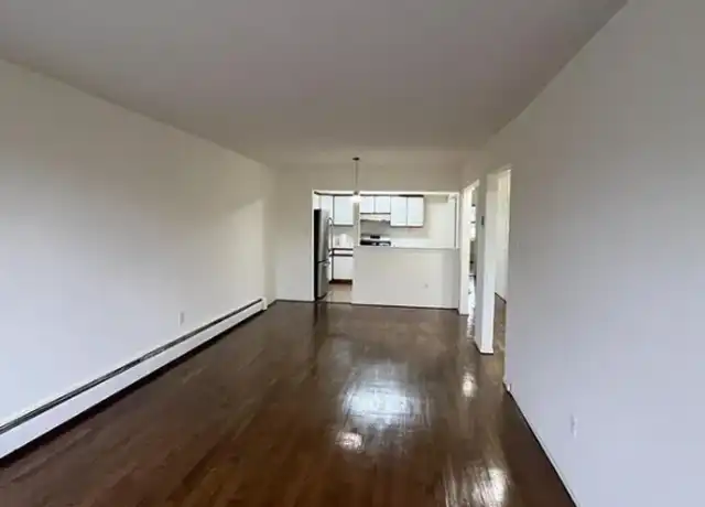 Property at 88-07 Pontiac St Fl walkup entire floor, Queens Village, NY, 11427, 3 beds, 1.5 baths, [object Object]