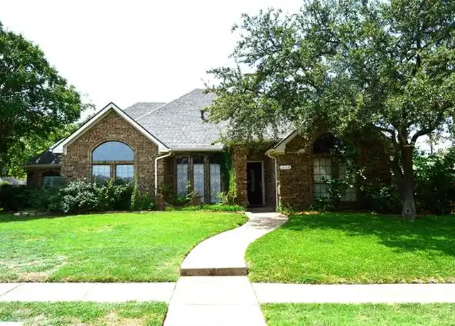 Property at 2128 USA Dr, Plano, TX, 75025, 4 beds, 3 baths, [object Object]