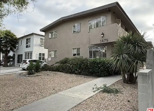 Property at 1475 S Wooster St Unit 3, Los Angeles, CA, 90035, 2 beds, 1.5 baths, [object Object]