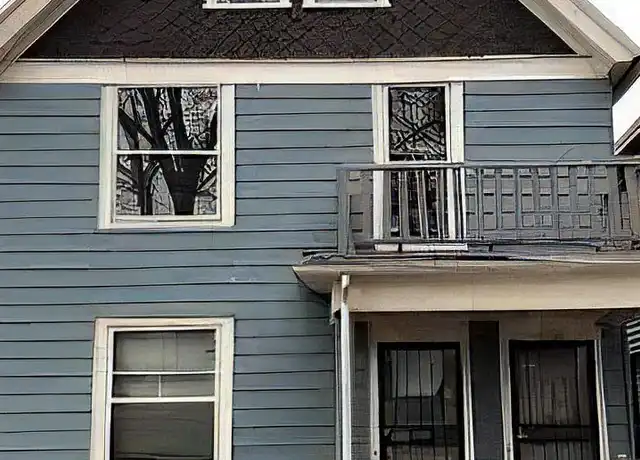 Property at 3261 N 26th St Unit Upper, Milwaukee, WI, 53206, 2 beds, 1 bath, [object Object]