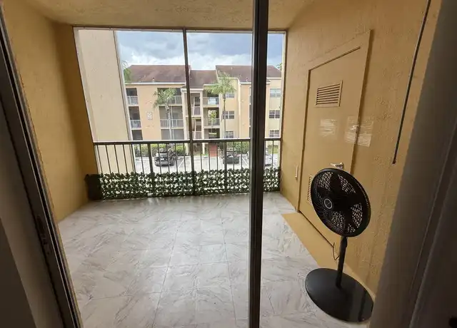 Property at 15300 SW 106th Ter #502, Miami, FL, 33196, 1 bed, 1 bath, [object Object]