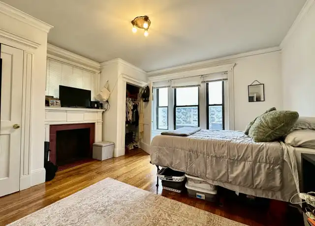 Property at 452 Park Dr #14, Boston, MA, 02215, 3 beds, 1 bath, [object Object]