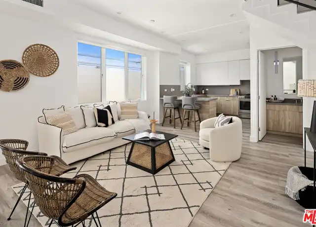 Property at 4916 S Centinela Ave, Los Angeles, CA, 90066, 3 beds, 3.5 baths, [object Object]