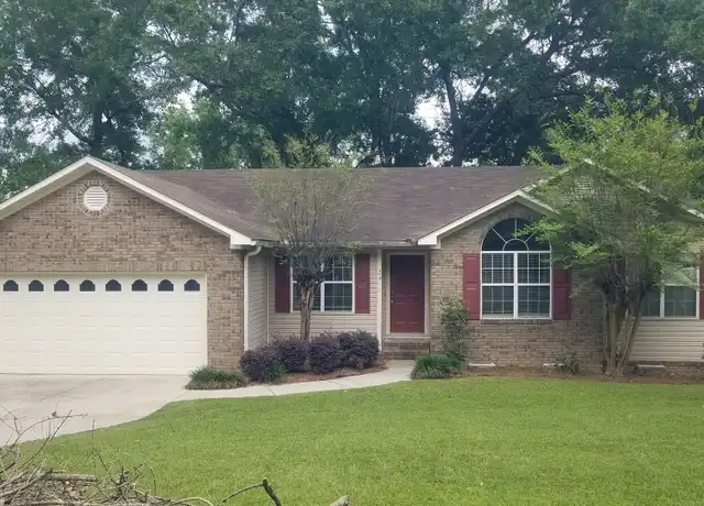 Property at 2311 S Sherwood Dr, Valdosta, GA, 31602, 3 beds, 2 baths, [object Object]