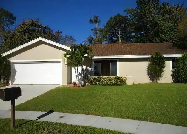 Property at 14015 Columbine Ave, Wellington, FL, 33414, 4 beds, 2 baths, [object Object]