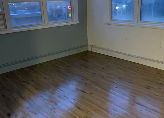 Property at 19 S 2nd St Unit 06, Wood River, IL, 62095, 1 bed, 1 bath, [object Object]