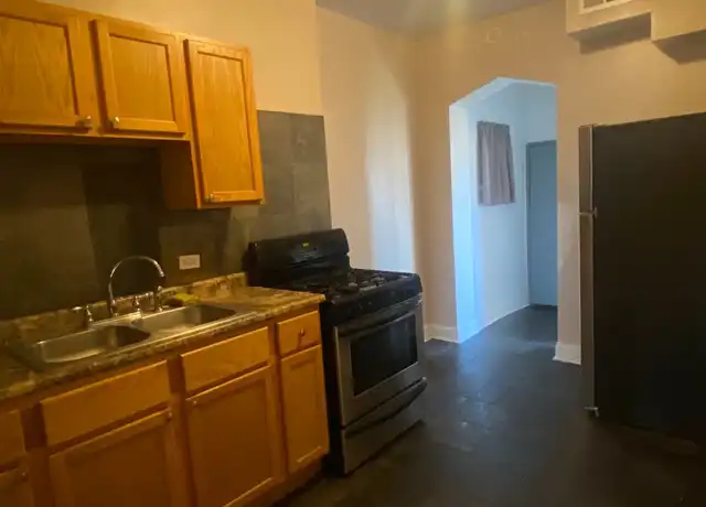 Property at 508 W Winneconna Pkwy Unit 2, Chicago, IL, 60620, 2 beds, 1 bath, [object Object]