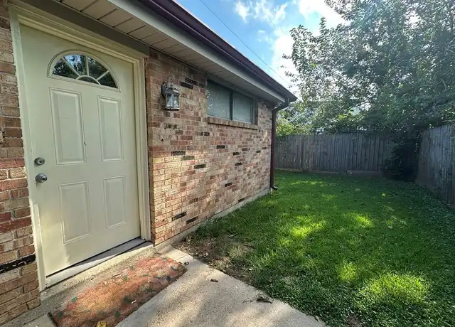 Property at 2125 Edenborn Ave, Metairie, LA, 70001, 3 beds, 1 bath, [object Object]