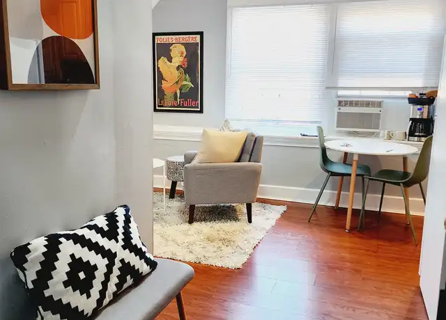 Property at 536 Howell Ave Unit 6, Cincinnati, OH, 45220, 1 bed, 1 bath, [object Object]