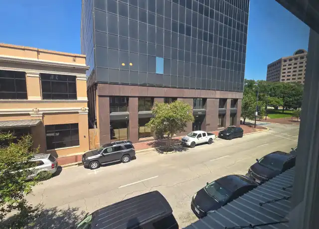 Property at 106 S Main St Unit 1, Victoria, TX, 77901, 2 beds, 1 bath, [object Object]