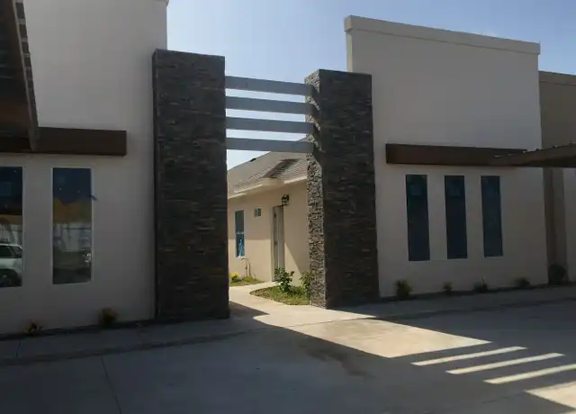 Property at 3102 Sabercat Ave Unit 4, Edinburg, TX, 78542, 3 beds, 2 baths, [object Object]
