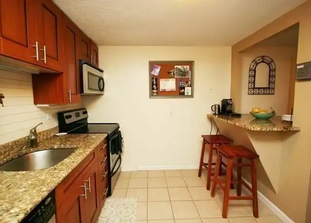 Property at 36 Bellvista Rd #14, Brighton, MA, 02135, 2 beds, 1 bath, [object Object]