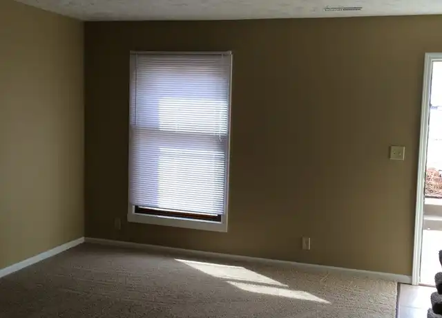 Property at 3535 Vine St Unit B3, Lincoln, NE, 68503, 2 beds, 1.5 baths, [object Object]