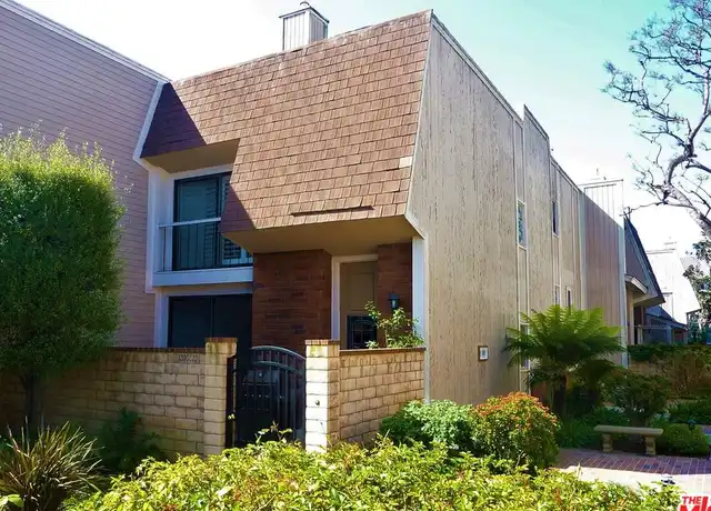 Property at 13065 Mindanao Way #12, Marina del Rey, CA, 90292, 2 beds, 2.5 baths, [object Object]