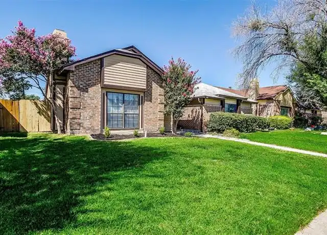 Property at 320 Liberty Pl, Grand Prairie, TX, 75052, 2 beds, 2 baths, [object Object]