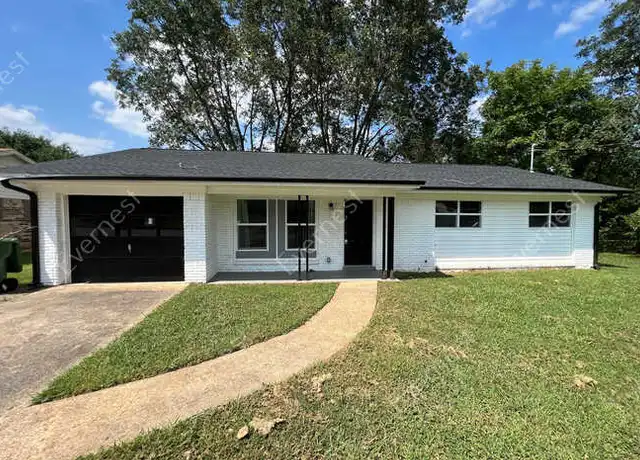 Property at 3302 Village Dr SW, Huntsville, AL, 35805, 3 beds, 2 baths, [object Object]