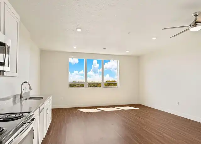 Property at Citizens West Apartments - 535 W 300 N, Salt Lake City, UT, 84116, 0 beds, 1 bath, [object Object]