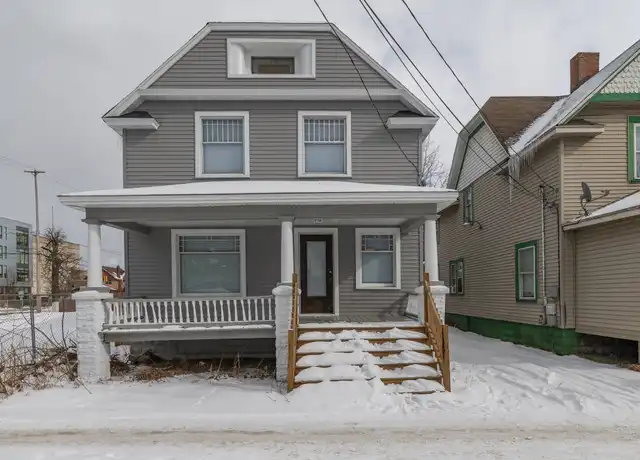 Property at 509 Walnut Ct, Kalamazoo, MI, 49007, 5 beds, 2 baths, [object Object]