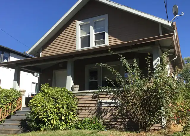Property at 8414 SE 17th Ave, Portland, OR, 97202, 3 beds, 1.5 baths, [object Object]