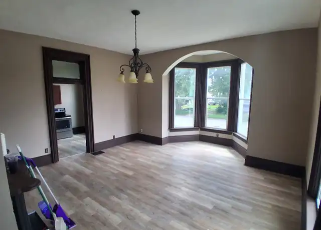 Property at 402 W 9th St Unit 1APT 1, Connersville, IN, 47331, 2 beds, 1 bath, [object Object]