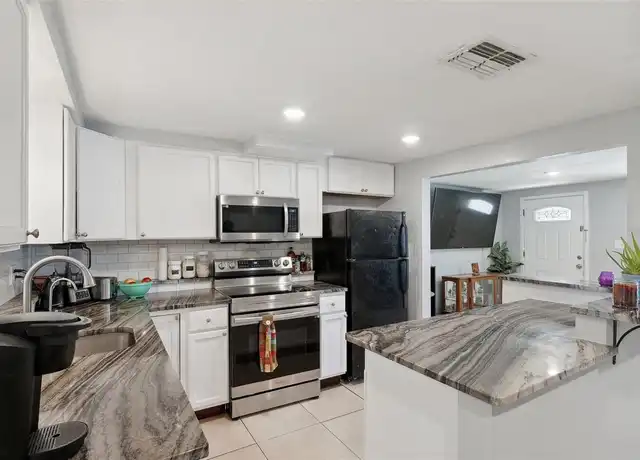 Property at 4624 Belfast Dr, New Port Richey, FL, 34652, 4 beds, 2 baths, [object Object]