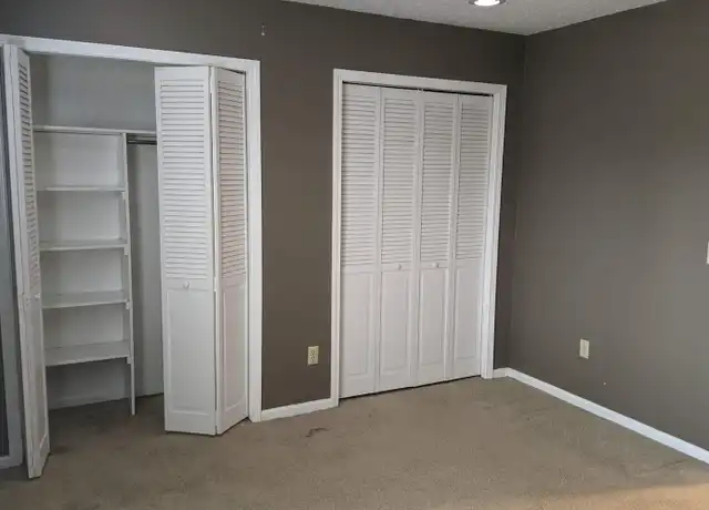 Property at 6081 Danford Creek Dr #2, Kalamazoo, MI, 49009, 1 bed, 1 bath, [object Object]