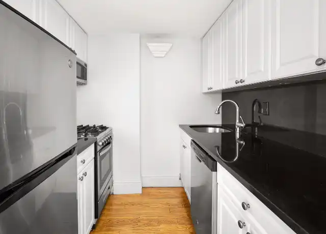 Property at 39 W 54th St Unit 2A, New York, NY, 10019, 1 bed, 1 bath, [object Object]