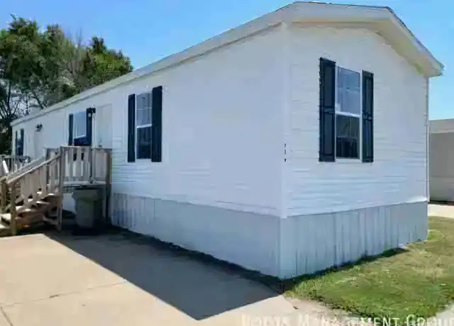 Property at 1010 Reservation Rd Unit H09, Hays, KS, 67601, 3 beds, 2 baths, [object Object]