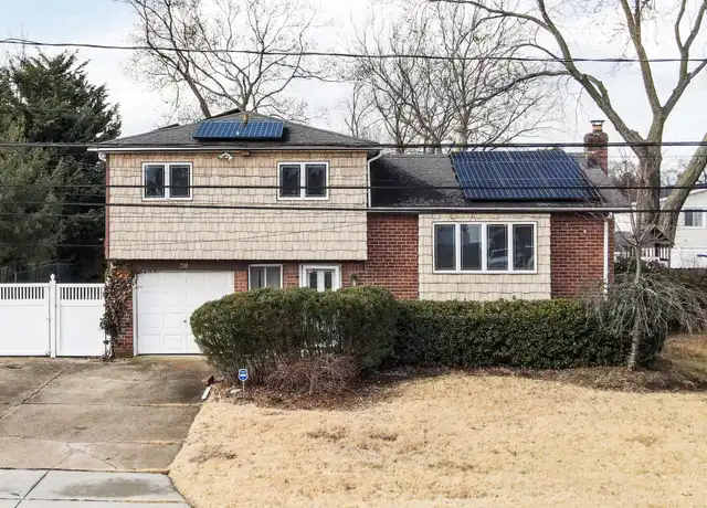 Property at 38 W 17th St, Deer Park, NY, 11729, 4 beds, 1.5 baths, [object Object]
