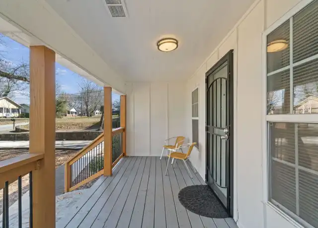 Property at 972 Estes Dr SW, Atlanta, GA, 30310, 4 beds, 2 baths, [object Object]