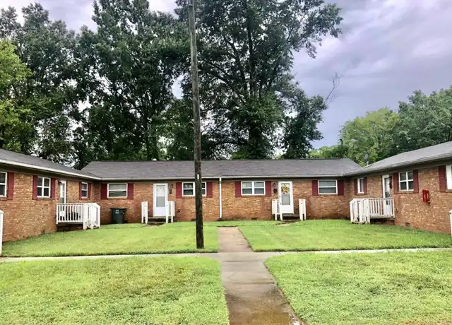 Property at 1002 Martin Luther King Jr Dr, Greensboro, NC, 27406, 2 beds, 1 bath, [object Object]