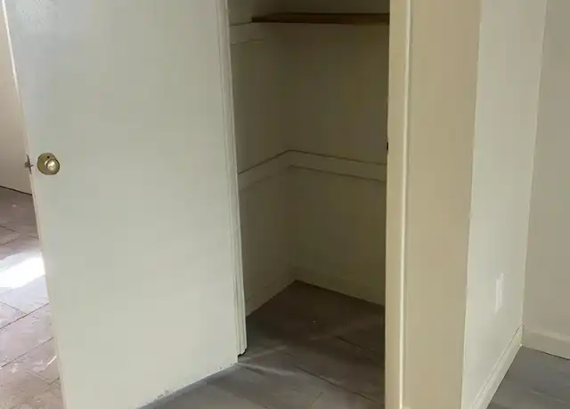 Property at 17 Forest Park Ave, Springfield, MA, 01108, 2 beds, 1 bath, [object Object]
