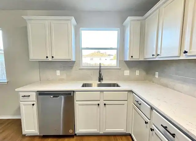 Property at 335 Avalanche Ave, Georgetown, TX, 78626, 3 beds, 3 baths, [object Object]