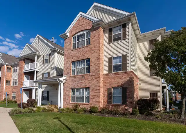 Property at Creekside at Meadowbrook Apartments - 510 Creekside Dr, Lowell, IN, 46356, 1 bed, 1 bath, [object Object]