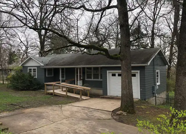 Property at 1549 W Markham Rd, Fayetteville, AR, 72701, 3 beds, 1.5 baths, [object Object]