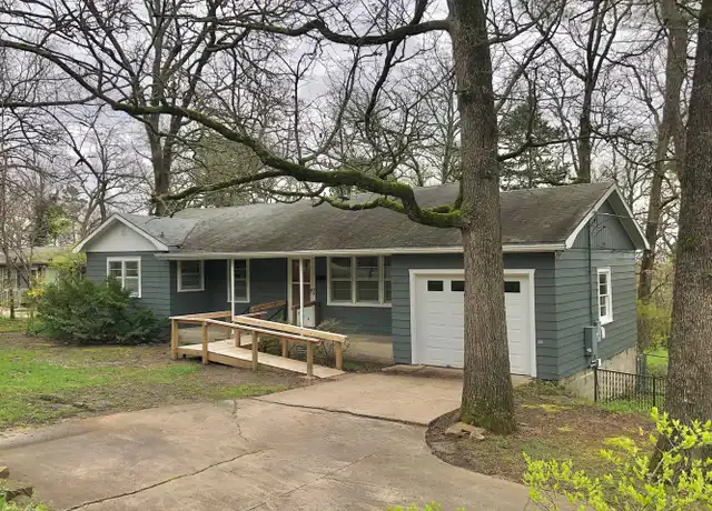 Property at 1549 W Markham Rd, Fayetteville, AR, 72701, 3 beds, 1.5 baths, [object Object]