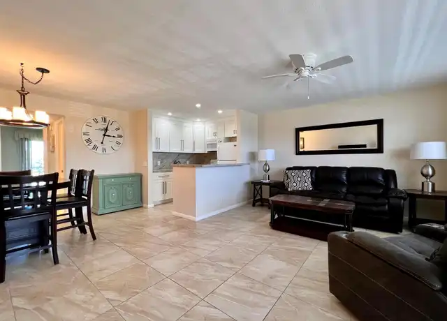 Property at 25 Berkshire a, West Palm Beach, FL, 33417, 1 bed, 1.5 baths, [object Object]