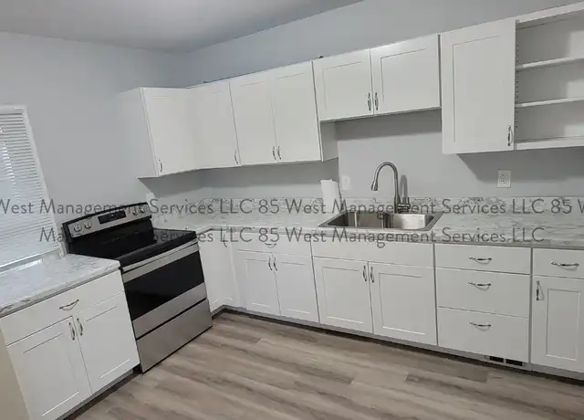 Property at 1039 Tamarack Ave NW Unit 2, Grand Rapids, MI, 49504, 1 bed, 1 bath, [object Object]
