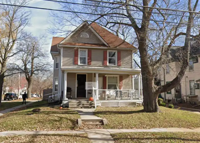 Property at 628 N Linn St Unit 628-1, Iowa City, IA, 52245, 4 beds, 1 bath, [object Object]