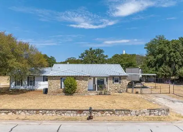 Property at 306 Litigation St, Glen Rose, TX, 76043, 5 beds, 2 baths, [object Object]