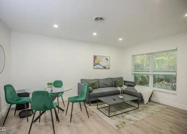 Property at 19 NE 16th St Unit 1, Fort Lauderdale, FL, 33304, 2 beds, 1 bath, [object Object]