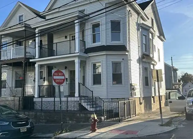 Property at 25 Barnert Pl, Paterson, NJ, 07522, 3 beds, 2 baths, [object Object]