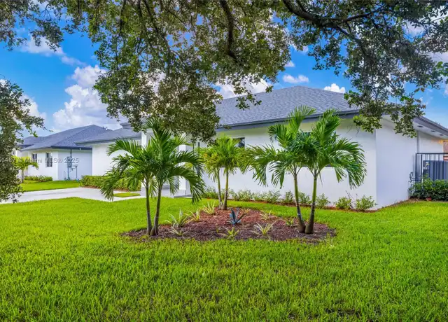 Property at 15620 NW 39th Ct Unit 15620, Miami Gardens, FL, 33054, 6 beds, 4 baths, [object Object]