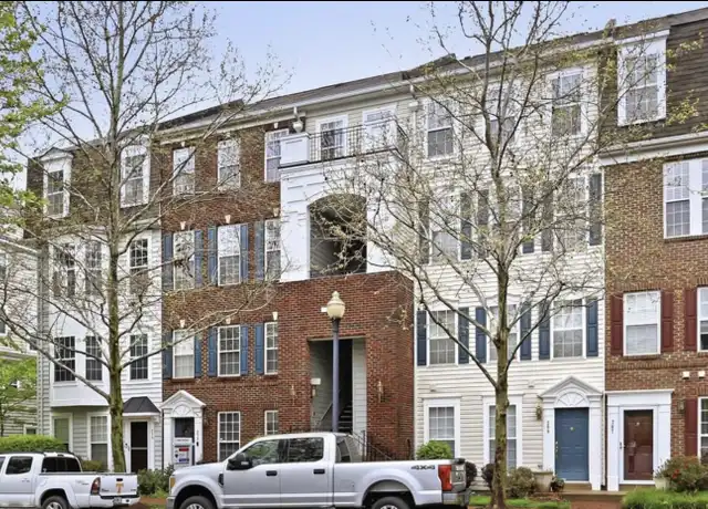 Property at 271 Cameron Station Blvd #104, Alexandria, VA, 22304, 2 beds, 2.5 baths, [object Object]