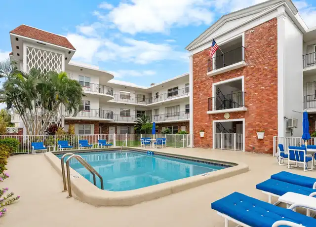 Property at 2340 NE 9th St #205, Fort Lauderdale, FL, 33304, 2 beds, 2 baths, [object Object]
