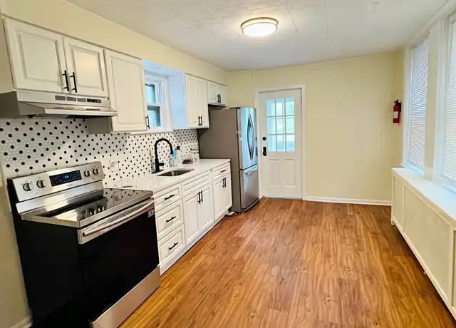 Property at 211 N 11th St, Reading, PA, 19601, 4 beds, 1.5 baths, [object Object]