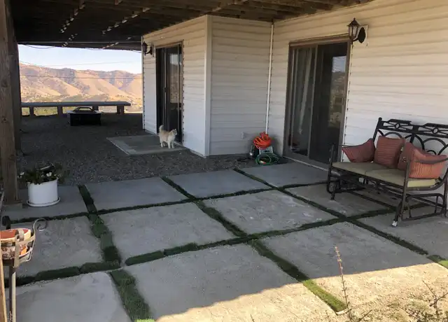 Property at 28101 Skyline Dr, Tehachapi, CA, 93561, 1 bed, 1 bath, [object Object]