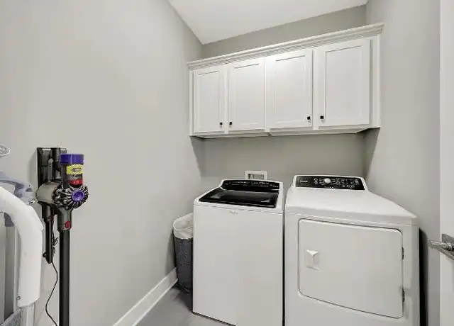 Property at 409 W Cama St, Charlotte, NC, 28217, 5 beds, 3 baths, [object Object]