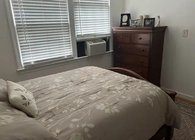 Property at 96 Washburn Ave Unit 96, Wellesley, MA, 02481, 4 beds, 2.5 baths, [object Object]