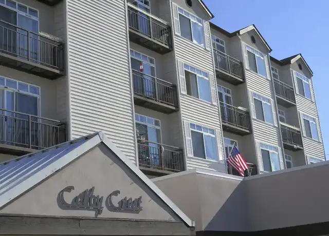 Property at Colby Crest Apartments - 2513 Colby Ave, Everett, WA, 98201, 1 bed, 1 bath, [object Object]
